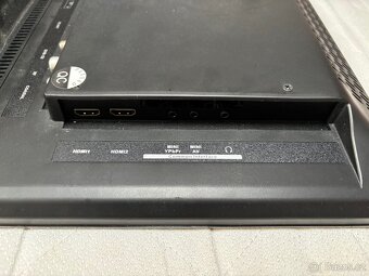 Karavanová TV Caratec CAV220P-D – 22”, 12V, DVD, DVB-T2, USB - 6