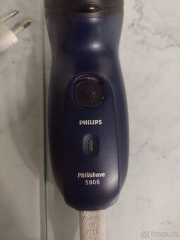 HOLICÍ STROJEK PHILIPS PHILISHAVE 5806 - 6