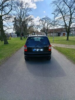 Opel Zafira - 6