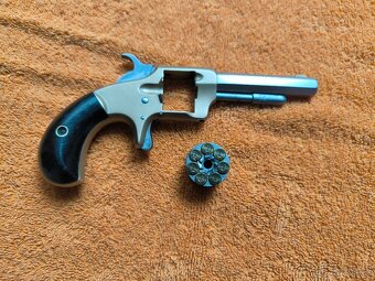 Historický revolver Whitneyville Armory SA . 22short - 6
