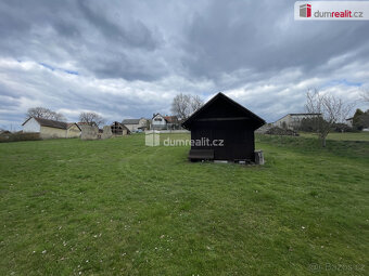 exluzivně možný prodej stavebního pozemku v obci Klučenice - 6