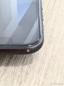 Apple iPhone 11 256GB černý - 6