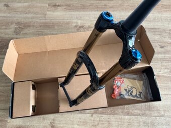 Vidlice Fox Factory 36 150mm Grip X2 29"- nova - 6