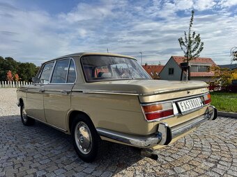 BMW 2000 (121) - 6
