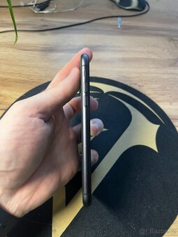 iPhone 11 — 64 GB + 6 měsíců záruka - 6