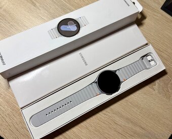 Samsung Galaxy Watch 7 44mm stříbrné, zánovní, komplet. - 6
