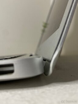 Apple MacBook Air 13″ (Early 2015) - 6