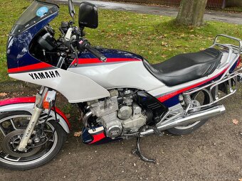 Yamaha XJ 750 - 6