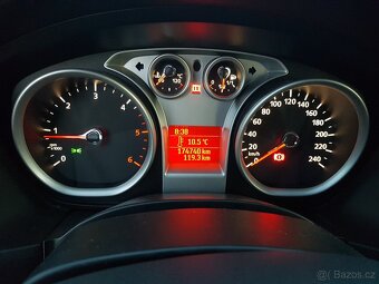 Ford Focus 1.6TDCI - díly z vozu - 6