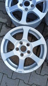 Alu kola R15 - 6