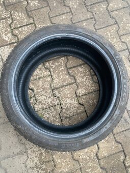 Pirelli 255/35/18 - 6