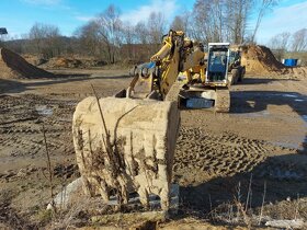 Liebherr R934 HDS - 6