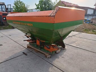 1800L Rozmetadlo AMAZONE ZA-U 1801 - zaběr do 28m - 6