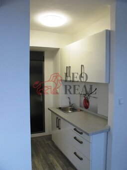 Pronájem bytu 1+kk 39m²+ 2 lodžie, sklep a komora - 6