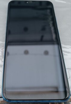 Mobilní telefon Honor 10 / 4GB RAM / 64 GB / Dual SIM / - 6