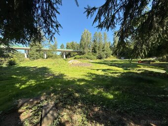 STAVEBNÍ POZEMEK SE STAVEBNÍM POVOLENÍM Jihlava-Hosov - 6