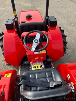 Malotraktor AGT 960 R - otočné pracoviště, 50 HP - 6