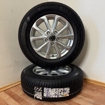 VW T7 MULTIVAN 5x120 R16 ET60+ZIMNÍ 215/65R16 7,5mm - 6