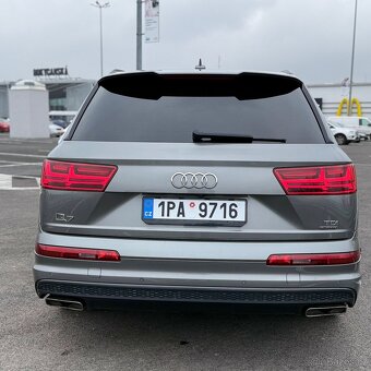 Audi Q7,  3.0TDI SLINE 200KW 7 míst Ojeté, 5/2015, 296 000 k - 6