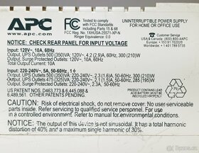 Záložní zdroj APC Back-UPS CS 500 - 6