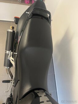 CBR 1100 XX Super Blackbird, r.v. 1998,115 kw - 6
