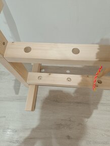 Dřevěný stojan (stáj) na Hobby horse - pro 7 koníků - 6