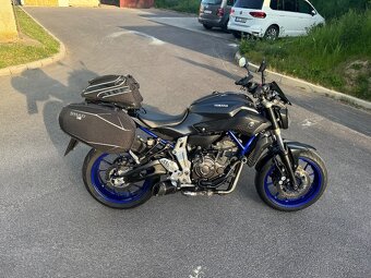 Yamaha MT07 - 6
