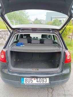 Volkswagen golf 1,6 FSI - 6