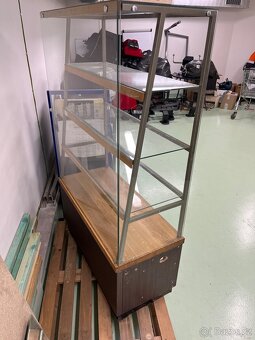 Vitrina prosklenna - 6
