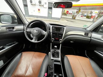 Subaru Forester 2.0D Edition • 108kw • 9/2012 • AWD • Kamera - 6