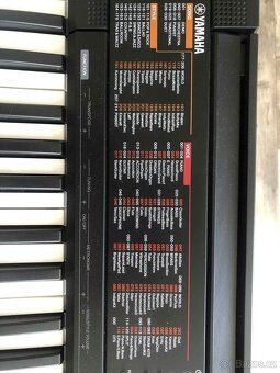 Elektrické klávesy Yamaha PSR F51 - 6