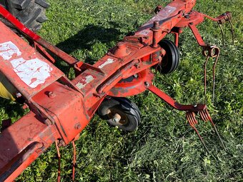 Obraceč sena Fella TH360 -rozsah 3,6 metru- - 6