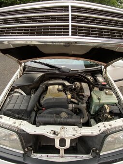 Mercedes C180 - 6