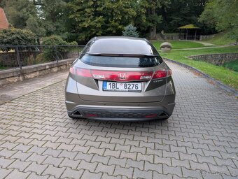 Honda civic 8 - 1.8 VTEC - Benzin - 6