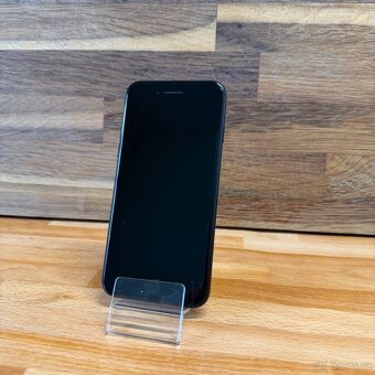 IPhone SE 2020 128GB, černý (12 měsíců záruka) - 6