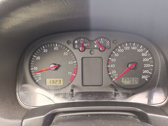 VW Golf lV 1.6 16V, STK 2027 - 6