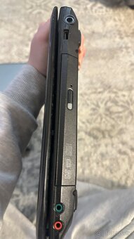 Acer notebook a další - 6