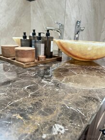 Umyvadlová skříň - 6