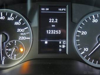 Mercedes-Benz Vito Tourer 114CDI ,automat,BYDLÍK,8míst - 6