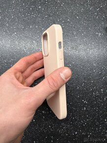 Nový růžový kryt na Iphone 15 PRO - 6