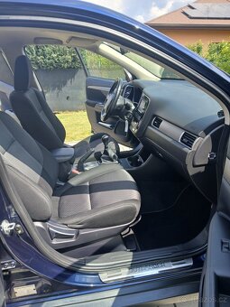 Mitsubishi Outlander 2.0 Mivec, benzín, 2 sady kol, tažné, n - 6