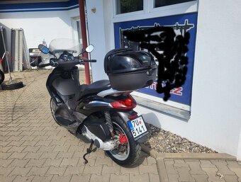 Piaggio Beverly 250 - 6