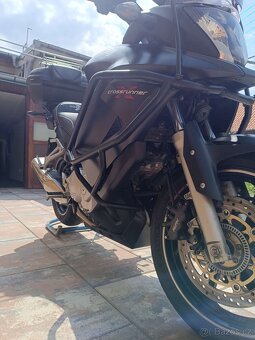 Honda VFR 800X - 6