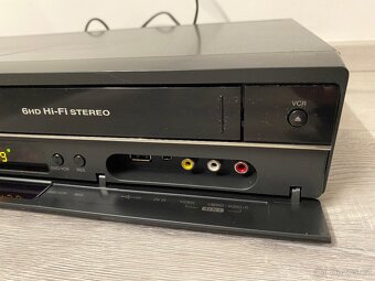 Combo rekordér LG RC389H - digitalizuje VHS na DVD - 6