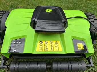 Prodám elektrickou vřetenovou sekačku Fieldmann - 6