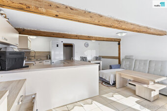 Prodej rodinné usedlosti 5+kk, 219 m2 Soběslavice - Padařovi - 6