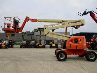 TERÉNNÍ KLOUBOVÁ PLOŠINA JLG 510 AJ - 6