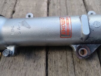 Honda VFR 800 tlumiče SHOWA - 6