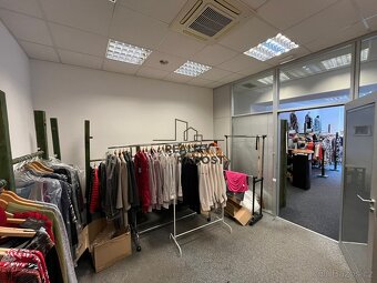 Pronájem obchodního prostoru o výměře 110 m2 na Národní třid - 6