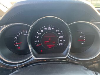 Kia ceed combi 1,6GDI99kW - 6